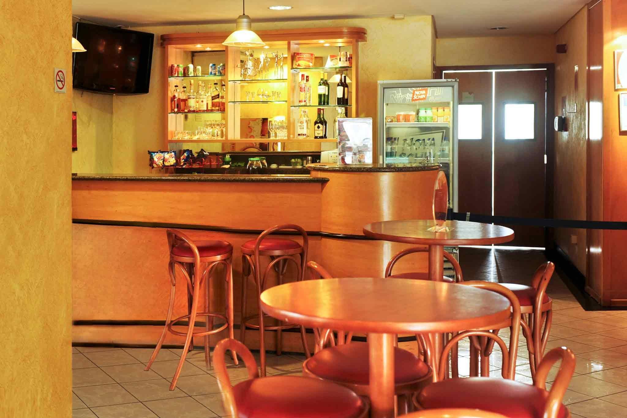 Отель Ibis Терезина Экстерьер фото