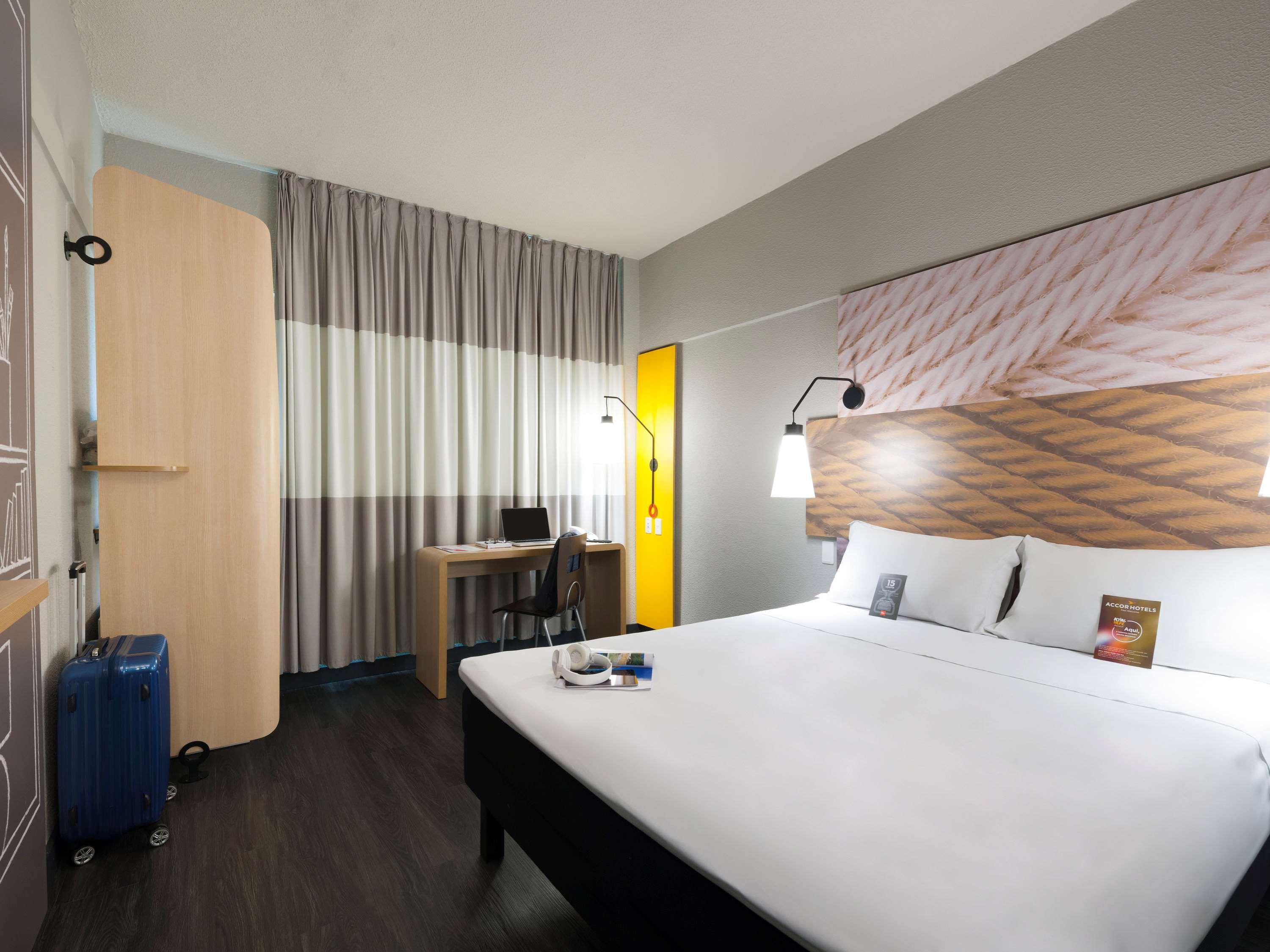 Отель Ibis Терезина Экстерьер фото
