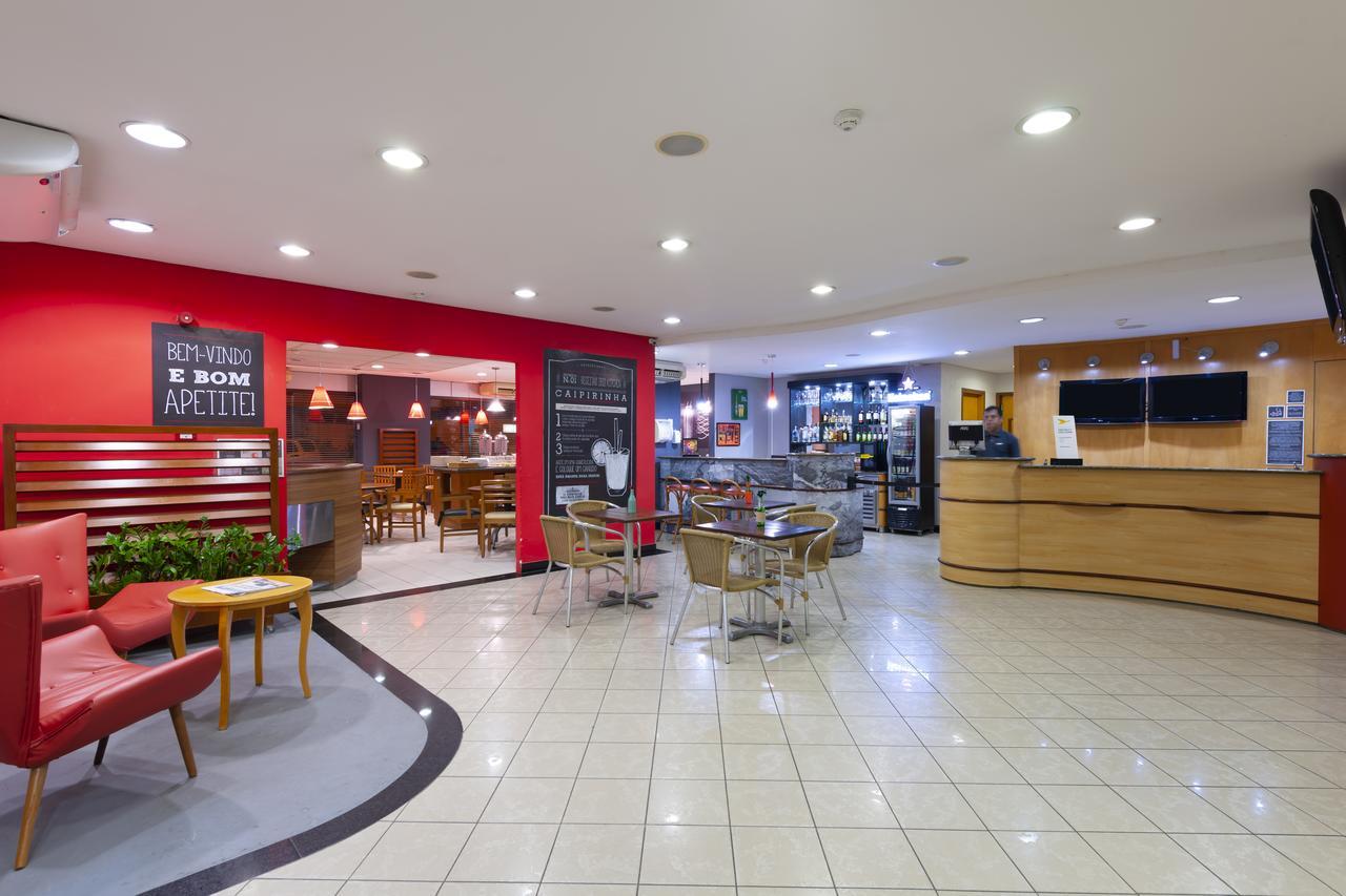 Отель Ibis Терезина Экстерьер фото